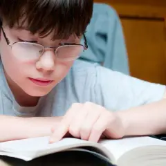 Co daje orzeczenie o dysleksji? Prawa, korzyści i wsparcie dla uczniów